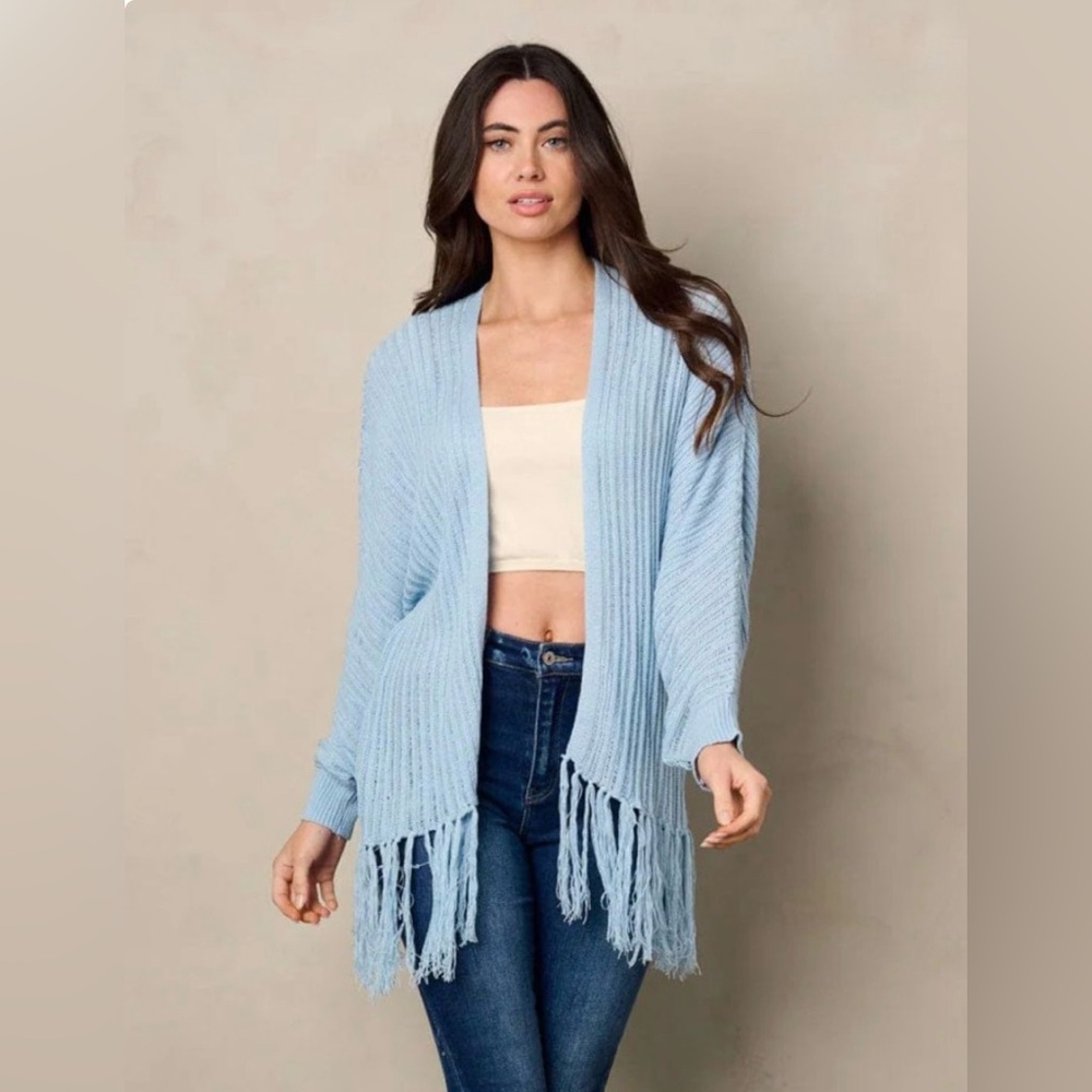 NWOT LIGHT BLUE OPEN FRONT
FRINGE CARDIGAN SIZE SMALL